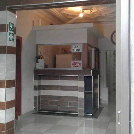 Royal Crown Guesthouse Johannesburgo Exterior foto